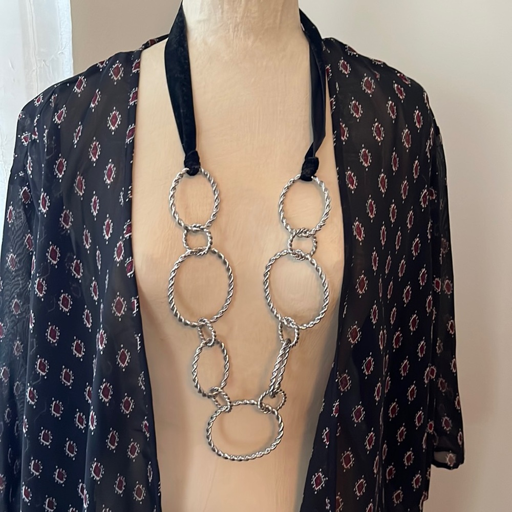 CHICO’S NECKLACE